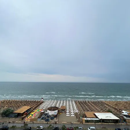 Atmosphere By Infinity & Lejlighed *