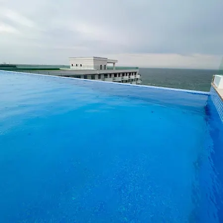 Atmosphere By Infinity & 公寓 *