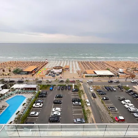 Atmosphere By Infinity & 那沃达利