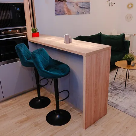 Atmosphere By Infinity & 公寓 *